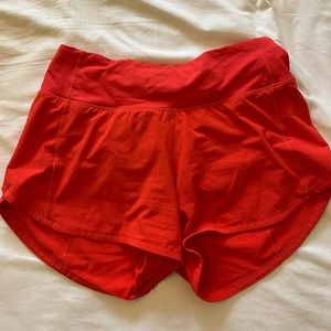 LULULEMON SPEED UP SHORTS SIZE 4
